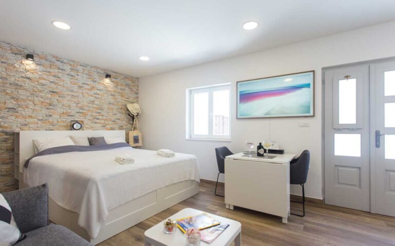 studio-apartment-near-split-(11)