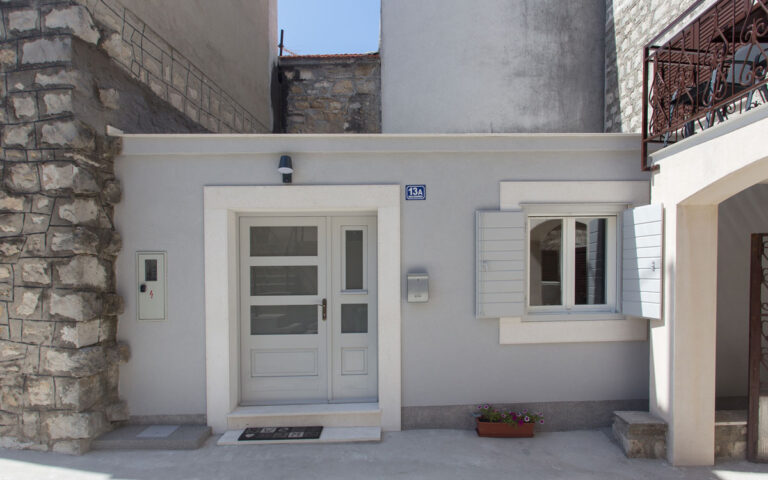 studio-apartment-near-split-(20)