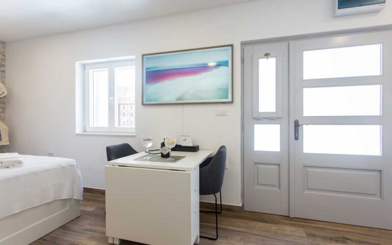 studio-apartment-near-split-(5)